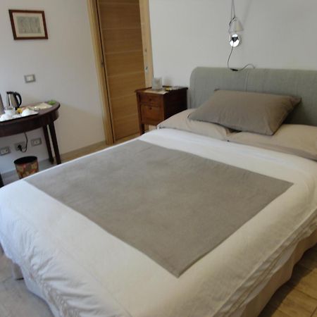 Nerone'S - Sutri Bed & Dinner 外观 照片